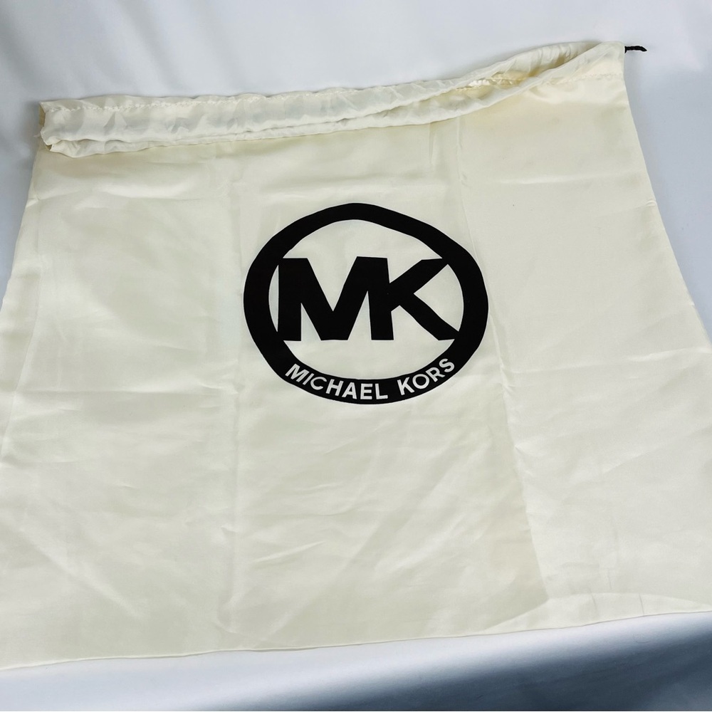 Michael Kors Jet Set Tote Black Patent Leather MK Logo Large Dust Bag Included - Picture 14 of 16